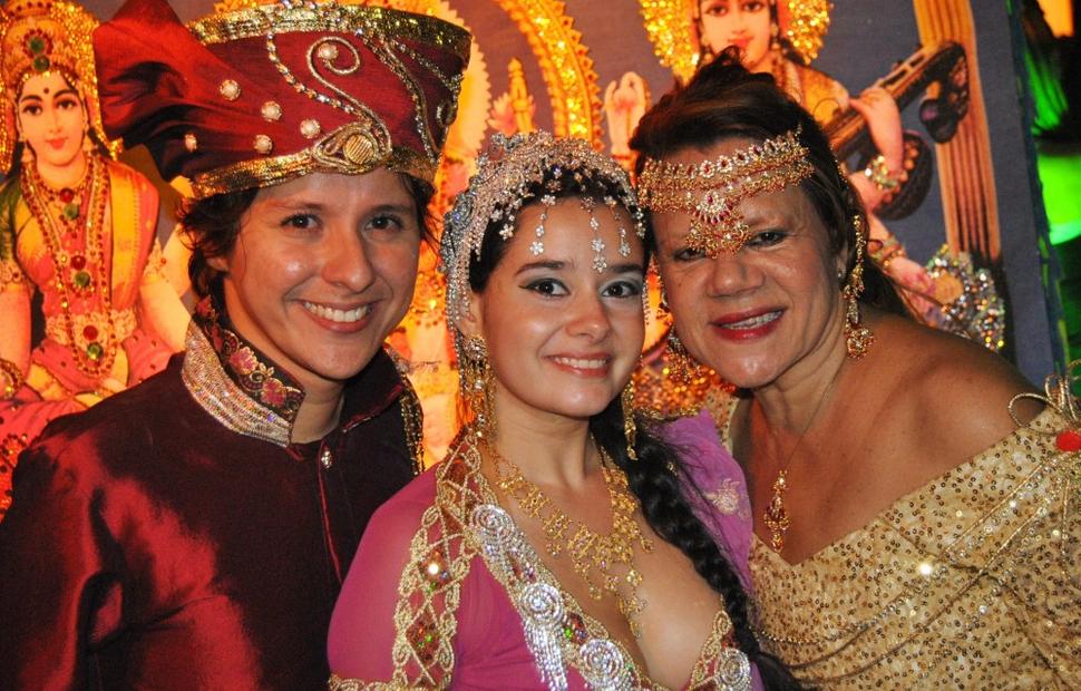 aniversario-jacira-leao-2-noite-em-mumbai-2010-maceio-40-graus-20-anos_0001