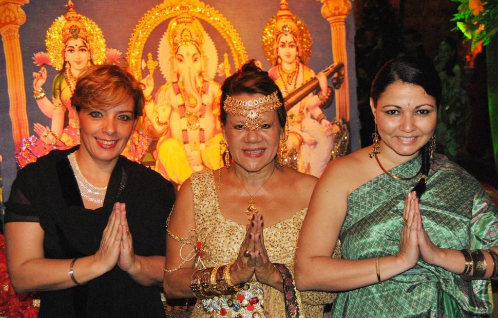 aniversario-jacira-leao-2-noite-em-mumbai-2010-maceio-40-graus-20-anos_0021