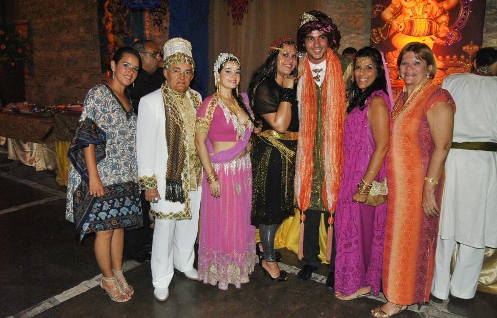 aniversario-jacira-leao-2-noite-em-mumbai-2010-maceio-40-graus-20-anos_0024