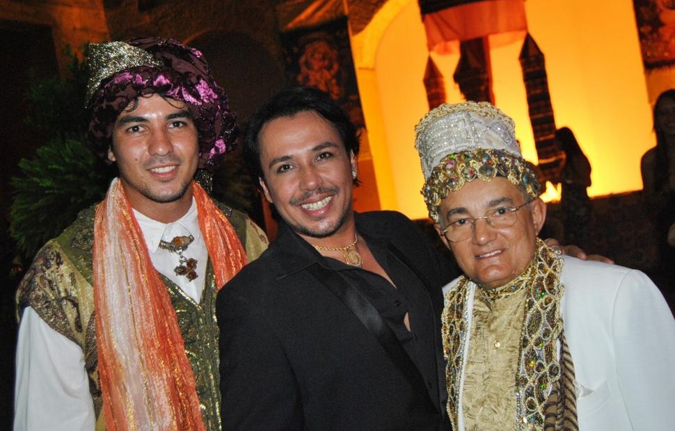 aniversario-jacira-leao-2-noite-em-mumbai-2010-maceio-40-graus-20-anos_0027