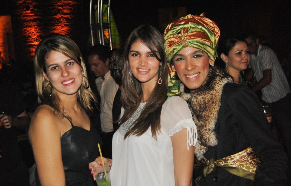 aniversario-jacira-leao-2-noite-em-mumbai-2010-maceio-40-graus-20-anos_0036