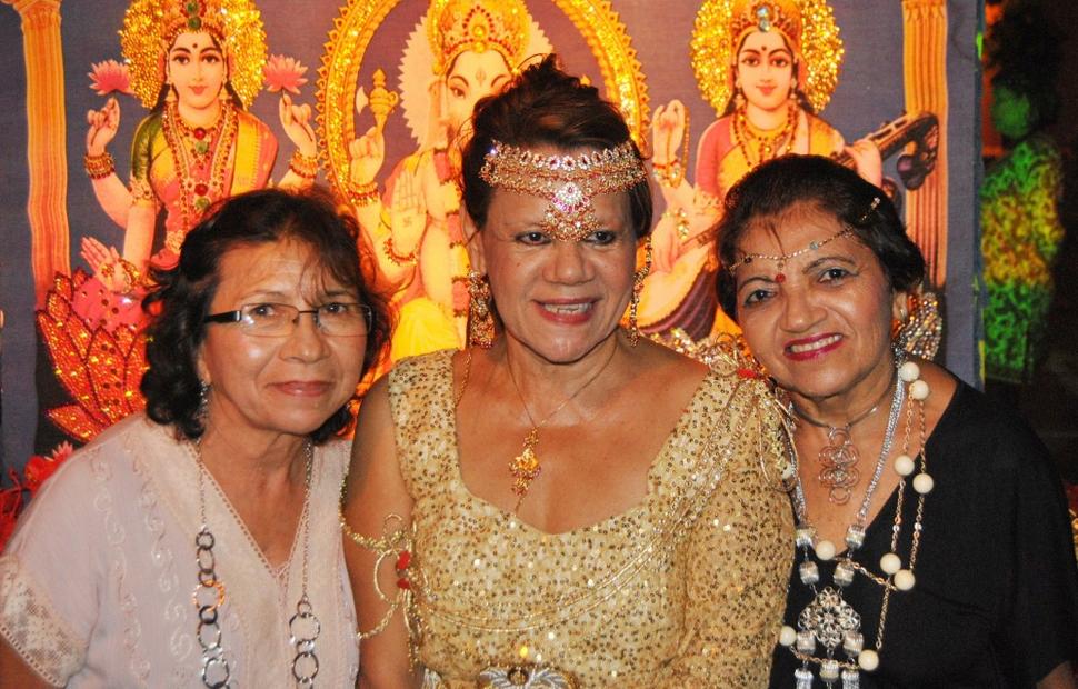 aniversario-jacira-leao-2-noite-em-mumbai-2010-maceio-40-graus-20-anos_0065