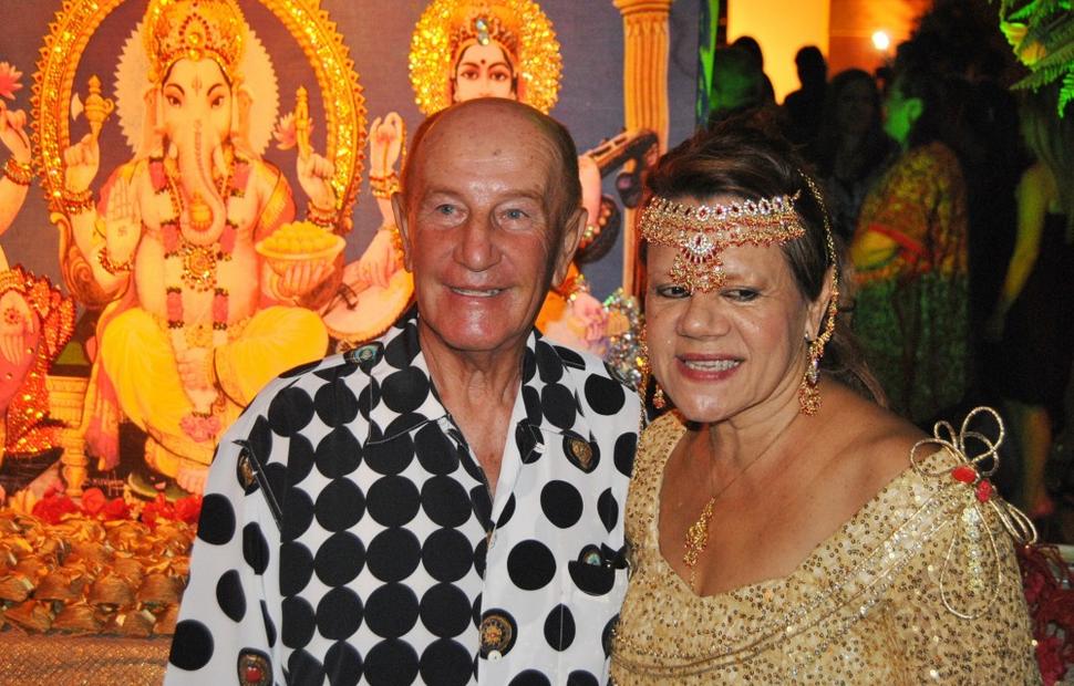 aniversario-jacira-leao-2-noite-em-mumbai-2010-maceio-40-graus-20-anos_0069