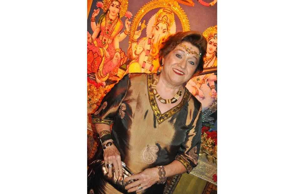 aniversario-jacira-leao-2-noite-em-mumbai-2010-maceio-40-graus-20-anos_0073