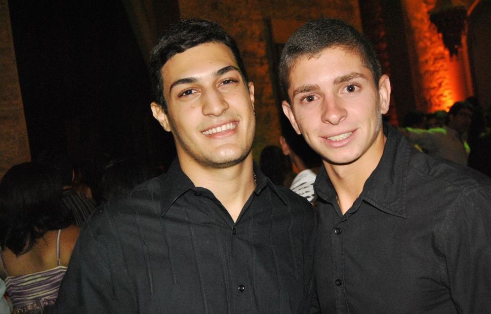 aniversario-jacira-leao-2-noite-em-mumbai-2010-maceio-40-graus-20-anos_0085