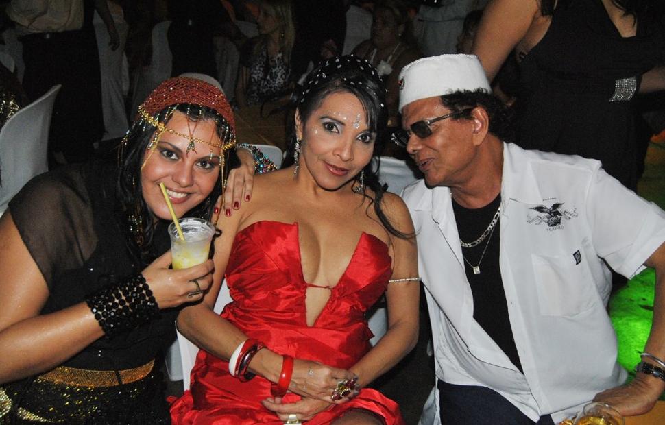 aniversario-jacira-leao-2-noite-em-mumbai-2010-maceio-40-graus-20-anos_0112