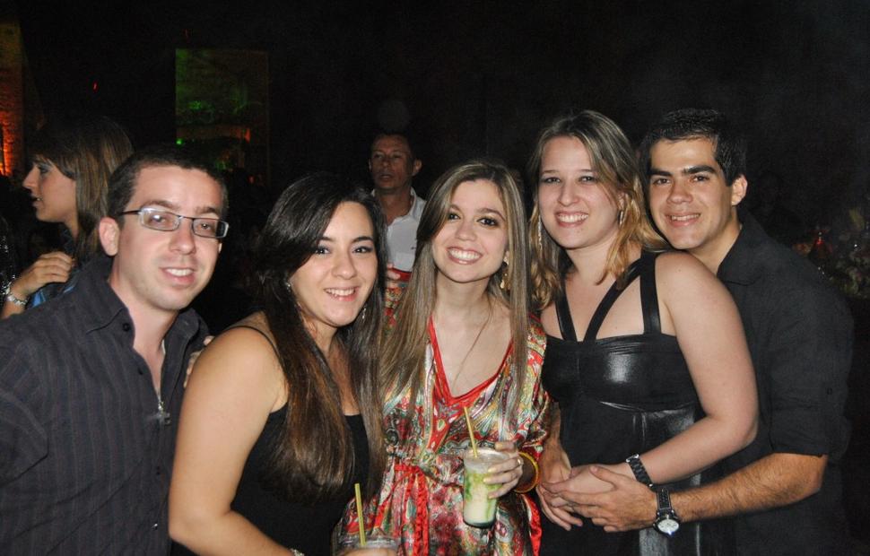 aniversario-jacira-leao-2-noite-em-mumbai-2010-maceio-40-graus-20-anos_0118