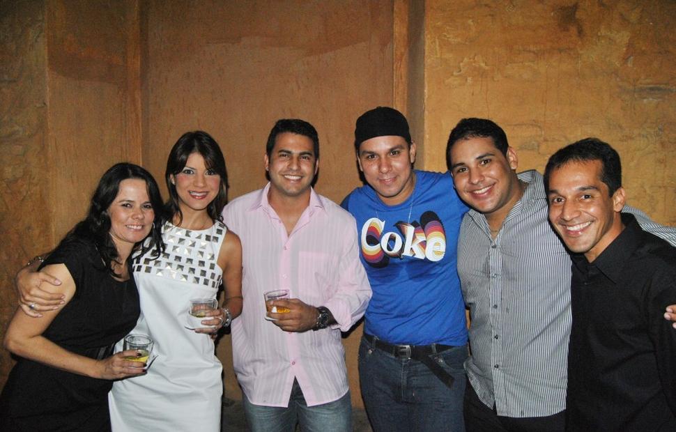 aniversario-jacira-leao-2-noite-em-mumbai-2010-maceio-40-graus-20-anos_0145