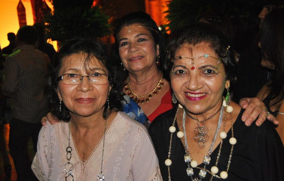 aniversario-jacira-leao-2-noite-em-mumbai-2010-maceio-40-graus-20-anos_0170