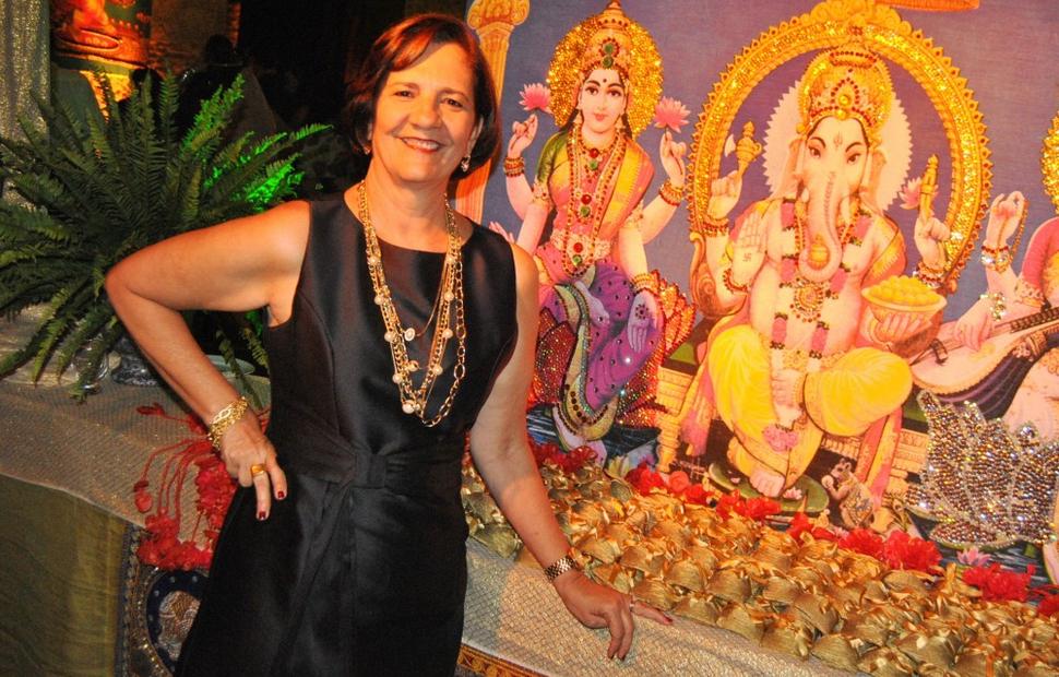 aniversario-jacira-leao-2-noite-em-mumbai-2010-maceio-40-graus-20-anos_0188