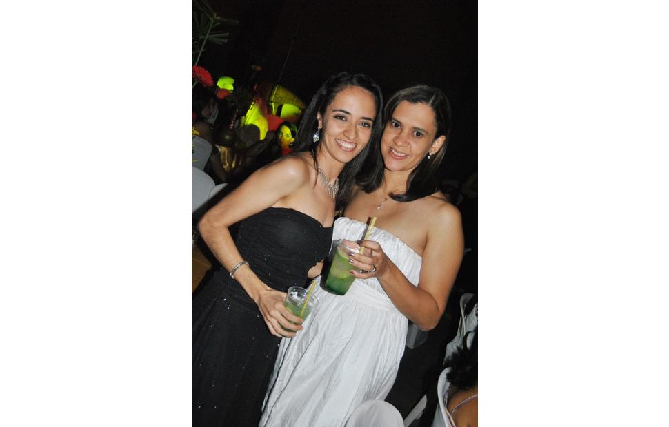 aniversario-jacira-leao-2-noite-em-mumbai-2010-maceio-40-graus-20-anos_0212