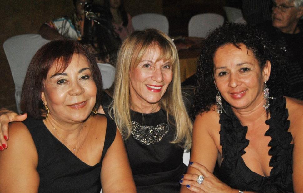 aniversario-jacira-leao-2-noite-em-mumbai-2010-maceio-40-graus-20-anos_0213