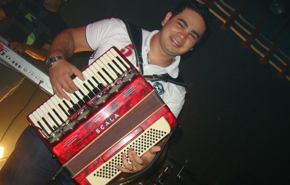 maikai-baby-som-2010-maceio-40-graus-20-anos-00136