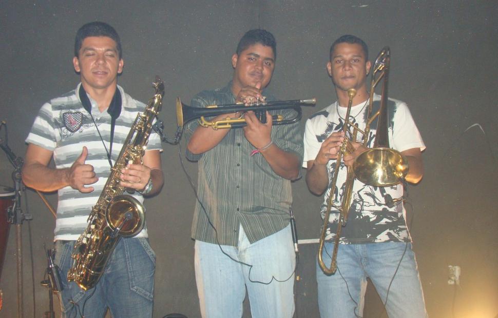 maikai-baby-som-2010-maceio-40-graus-20-anos-00167