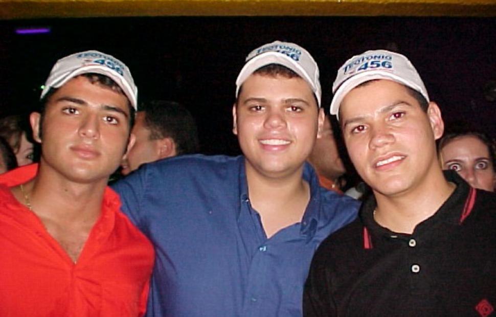 marques-de-latraveia-2020-eliane-e-papajungle-maceio-40-graus-20-anos-002