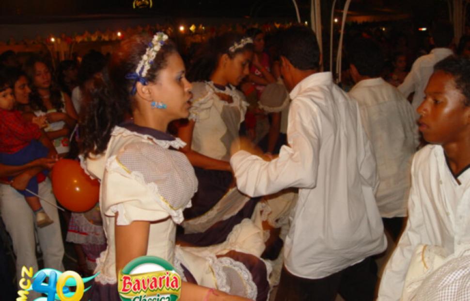 festa-junina-ingreja-de-sao-pedro-2004-maceio40-graus-20-anos09730