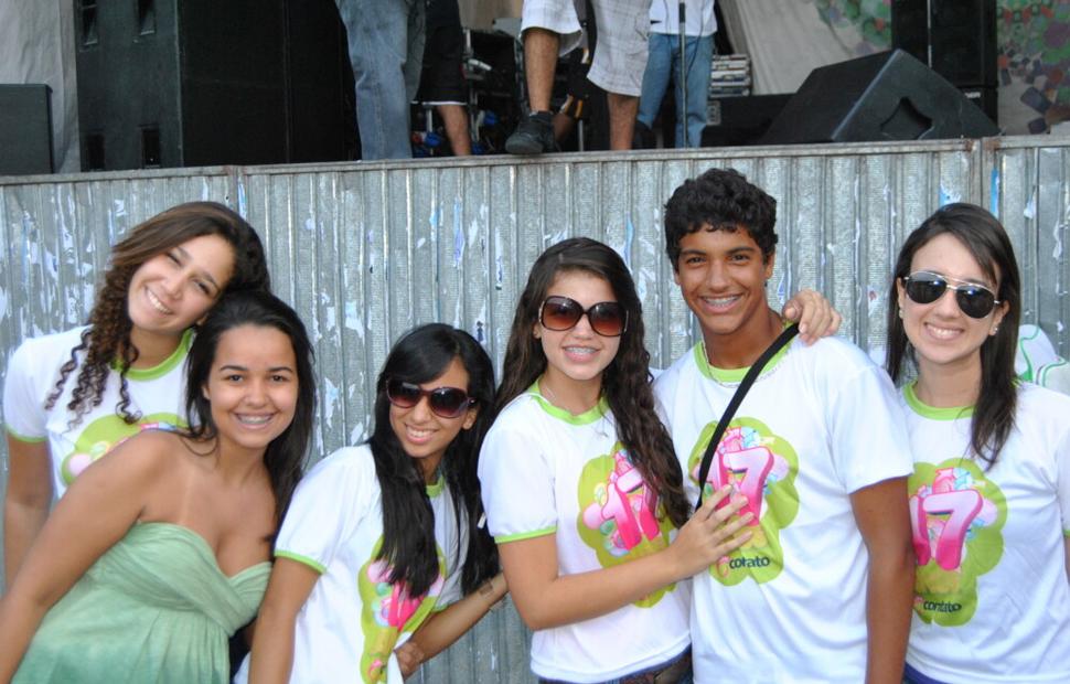 colegio-contato-17-anos-banda-forfun-eco-park-maceio-40-graus-20-anos_0023