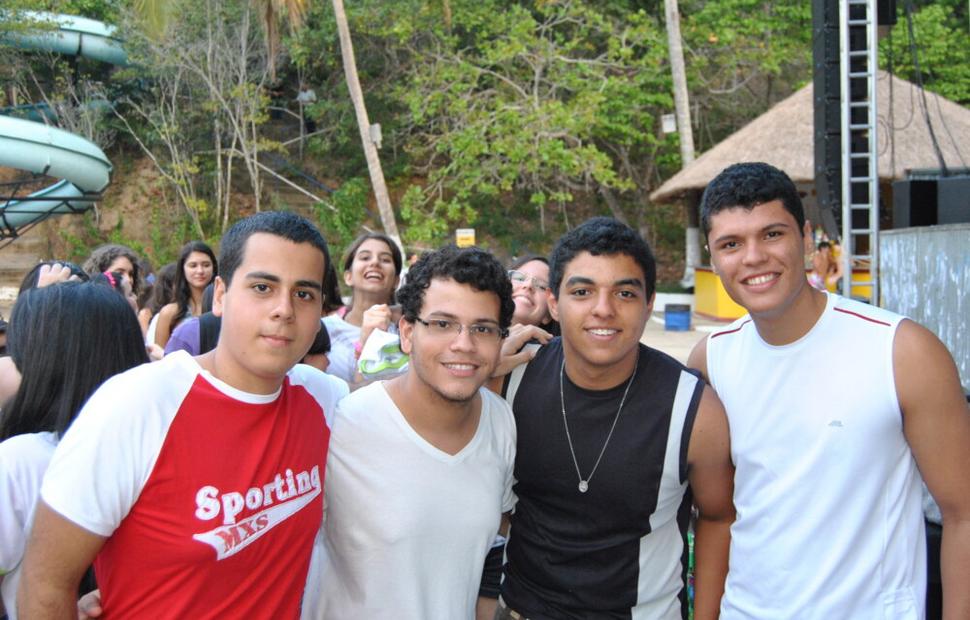 colegio-contato-17-anos-banda-forfun-eco-park-maceio-40-graus-20-anos_0102