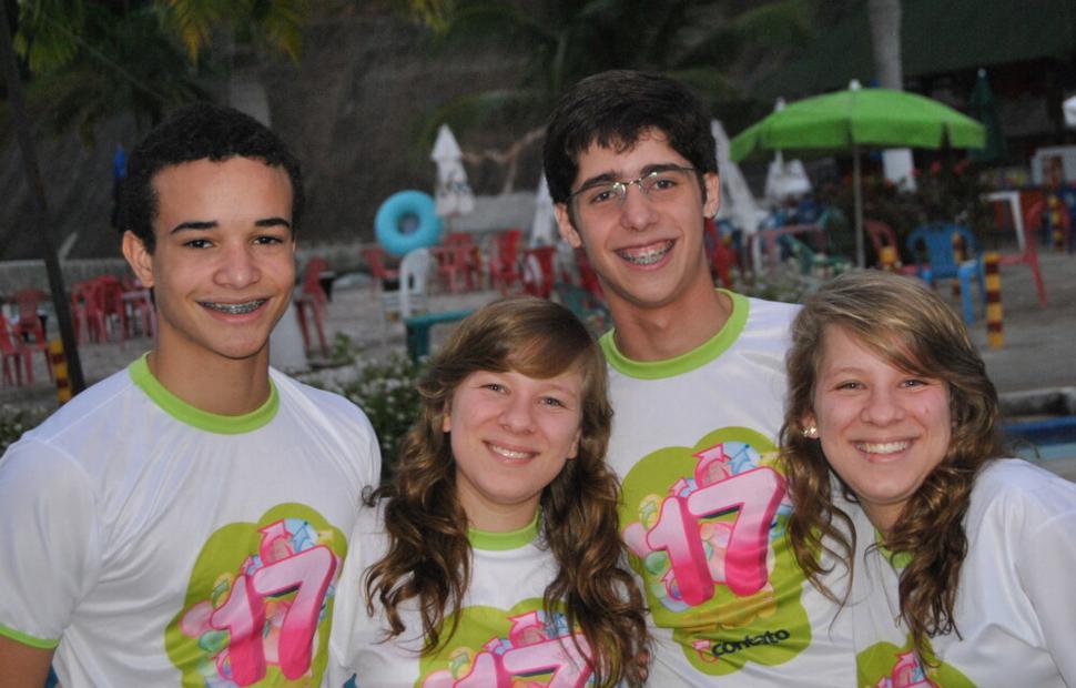 colegio-contato-17-anos-banda-forfun-eco-park-maceio-40-graus-20-anos_0131