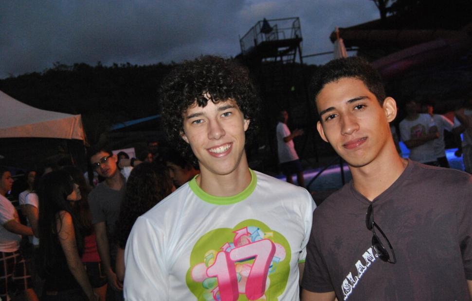 colegio-contato-17-anos-banda-forfun-eco-park-maceio-40-graus-20-anos_0134
