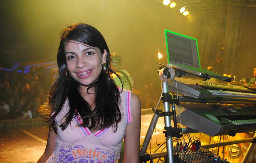 colegio-contato-17-anos-banda-forfun-eco-park-maceio-40-graus-20-anos_0141