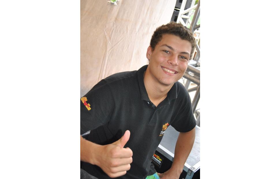 colegio-contato-17-anos-banda-forfun-eco-park-maceio-40-graus-20-anos_0153