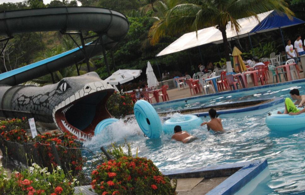 colegio-contato-17-anos-banda-forfun-eco-park-maceio-40-graus-20-anos_0200