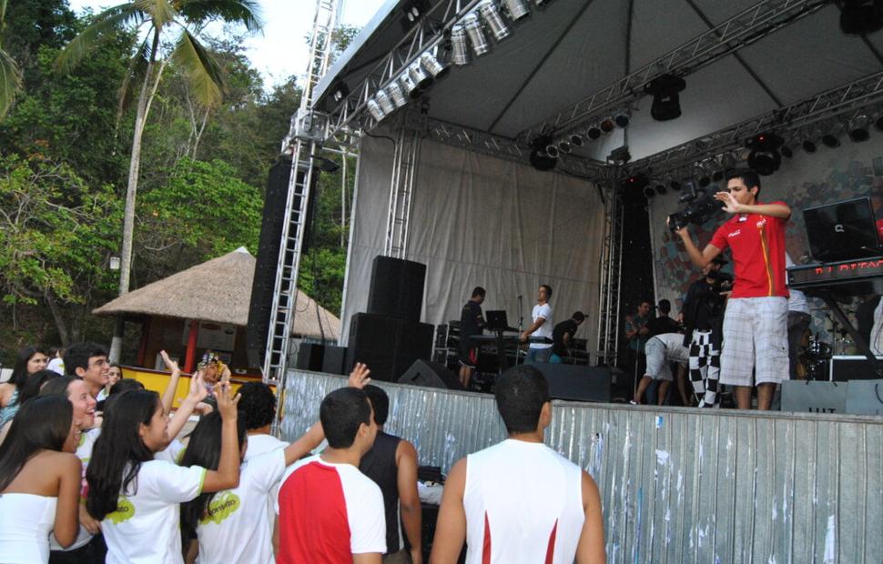 colegio-contato-17-anos-banda-forfun-eco-park-maceio-40-graus-20-anos_0208