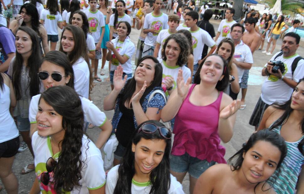 colegio-contato-17-anos-banda-forfun-eco-park-maceio-40-graus-20-anos_0213