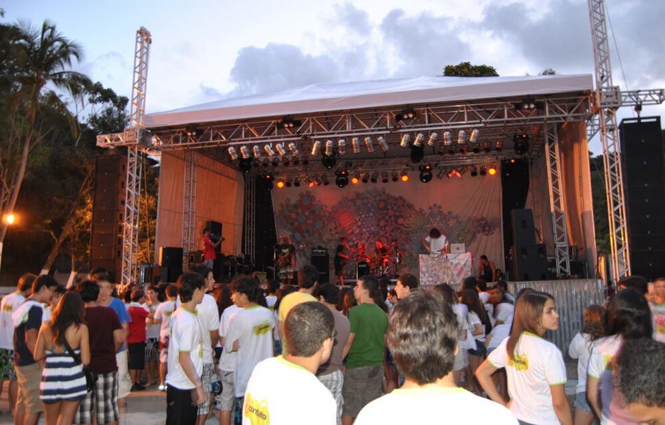 colegio-contato-17-anos-banda-forfun-eco-park-maceio-40-graus-20-anos_0222