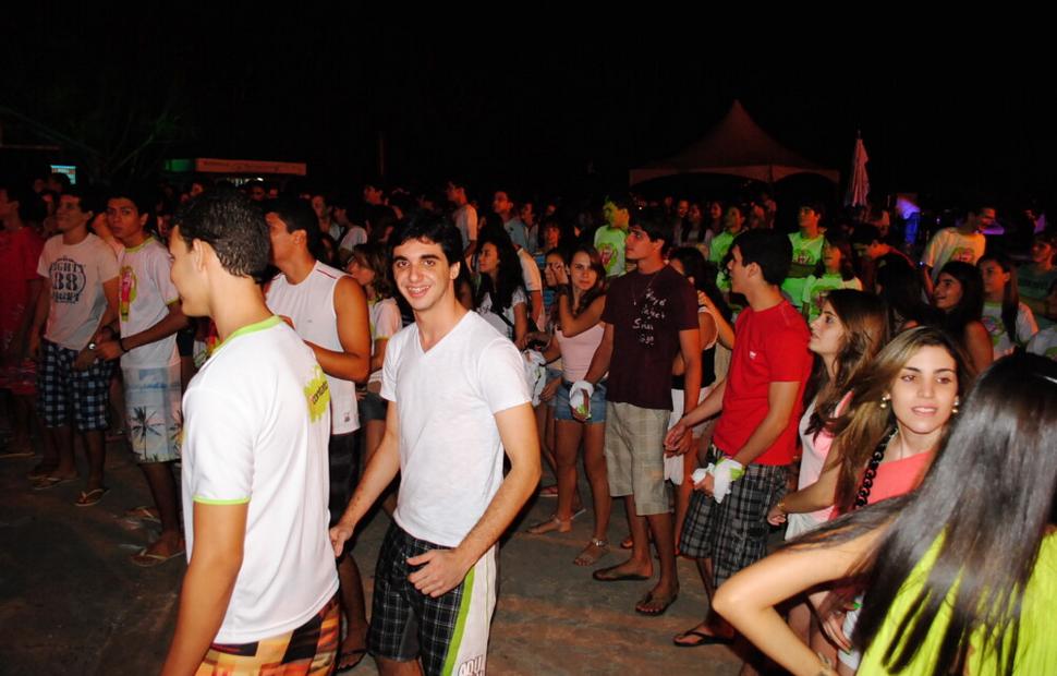 colegio-contato-17-anos-banda-forfun-eco-park-maceio-40-graus-20-anos_0264