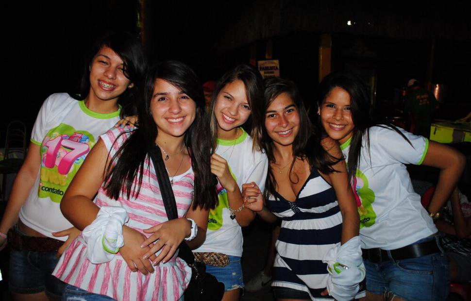 colegio-contato-17-anos-banda-forfun-eco-park-maceio-40-graus-20-anos_0274
