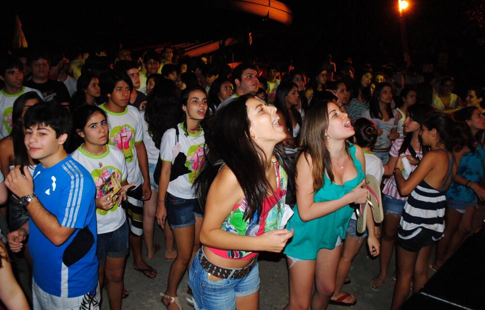 colegio-contato-17-anos-banda-forfun-eco-park-maceio-40-graus-20-anos_0295