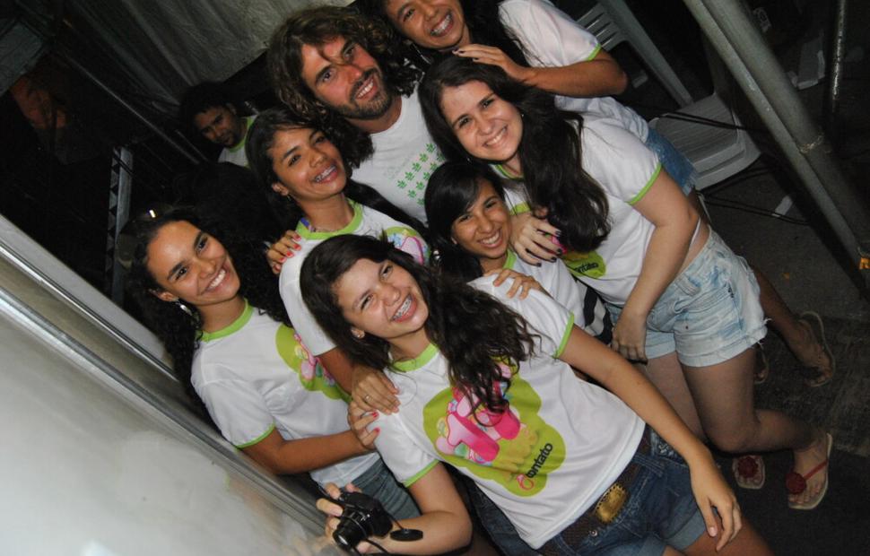 colegio-contato-17-anos-banda-forfun-eco-park-maceio-40-graus-20-anos_0315