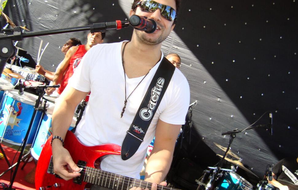 festa-ilha-do-cassino-2009-maceio-40-graus-20-anos-033