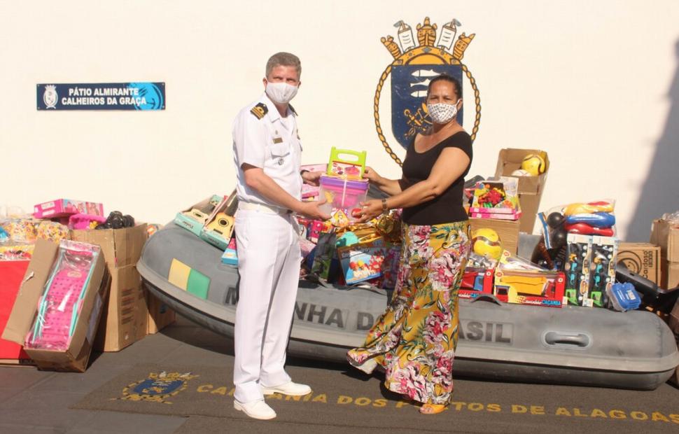 doe-brinquedos-e-ganhe-sorrisos-soamar-sodoneal_0005