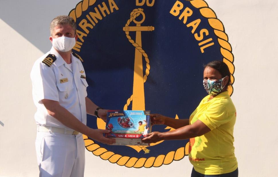 doe-brinquedos-e-ganhe-sorrisos-soamar-sodoneal_0008