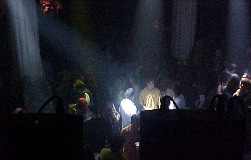 timbalada-boate-arena-2001-maceio-40-graus-20-anos-031f