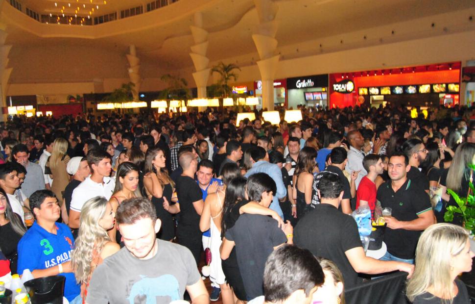 show-gabriel-diniz-gd-parque-shoppinh-maceio-2015 (14)