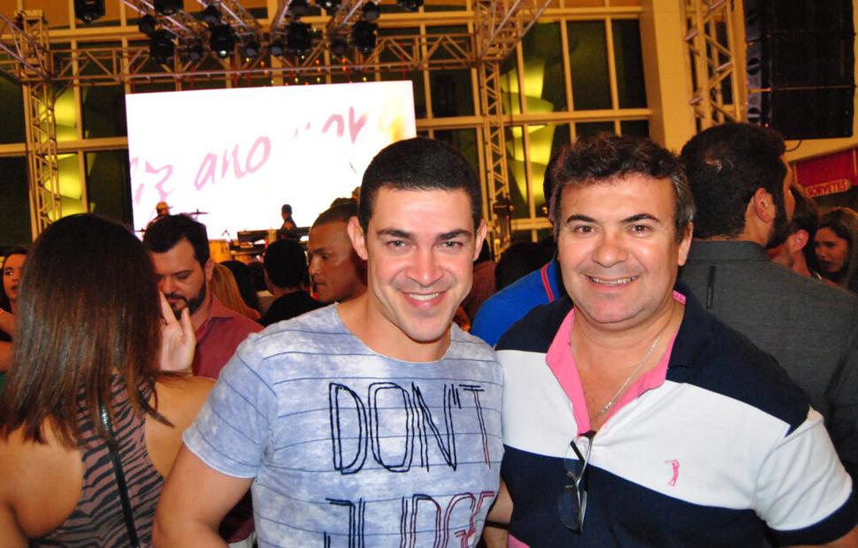 show-gabriel-diniz-gd-parque-shoppinh-maceio-2015 (195)