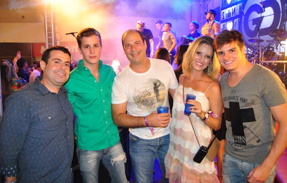 show-gabriel-diniz-gd-parque-shoppinh-maceio-2015 (225)