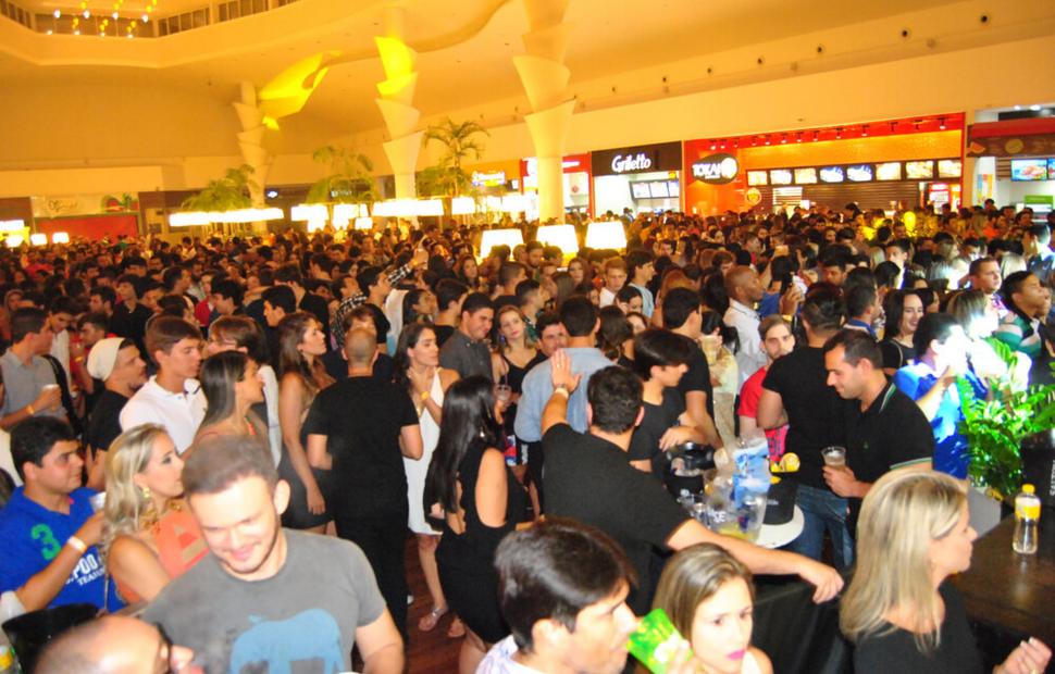 show-gabriel-diniz-gd-parque-shoppinh-maceio-2015 (226)