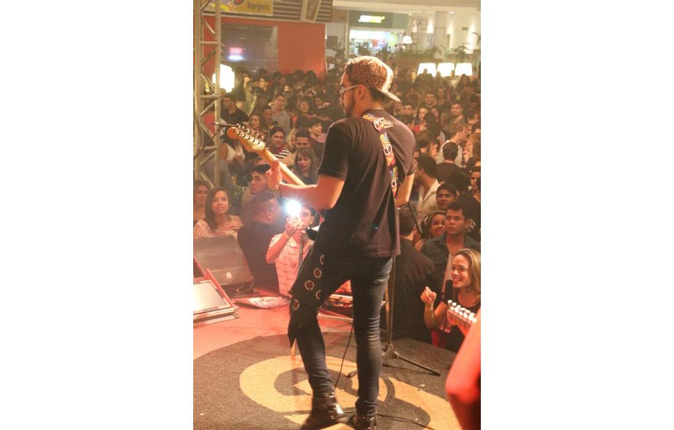 show-gabriel-diniz-gd-parque-shoppinh-maceio-2015 (274)