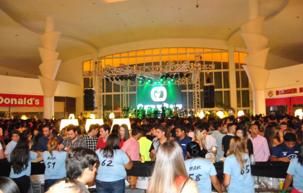 show-gabriel-diniz-gd-parque-shoppinh-maceio-2015 (295)