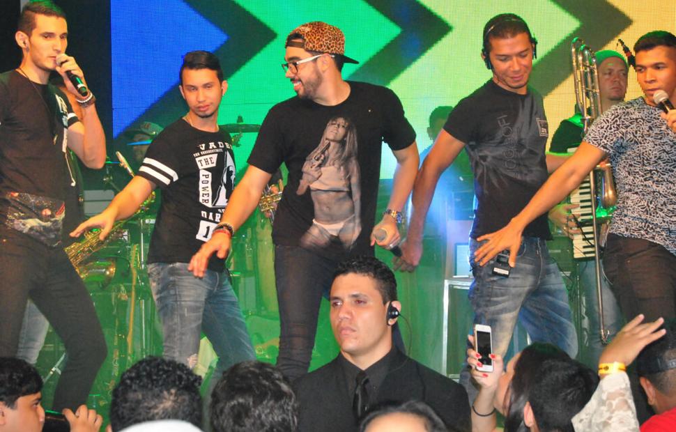 show-gabriel-diniz-gd-parque-shoppinh-maceio-2015 (312)