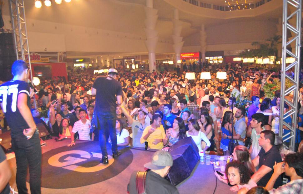 show-gabriel-diniz-gd-parque-shoppinh-maceio-2015 (316)