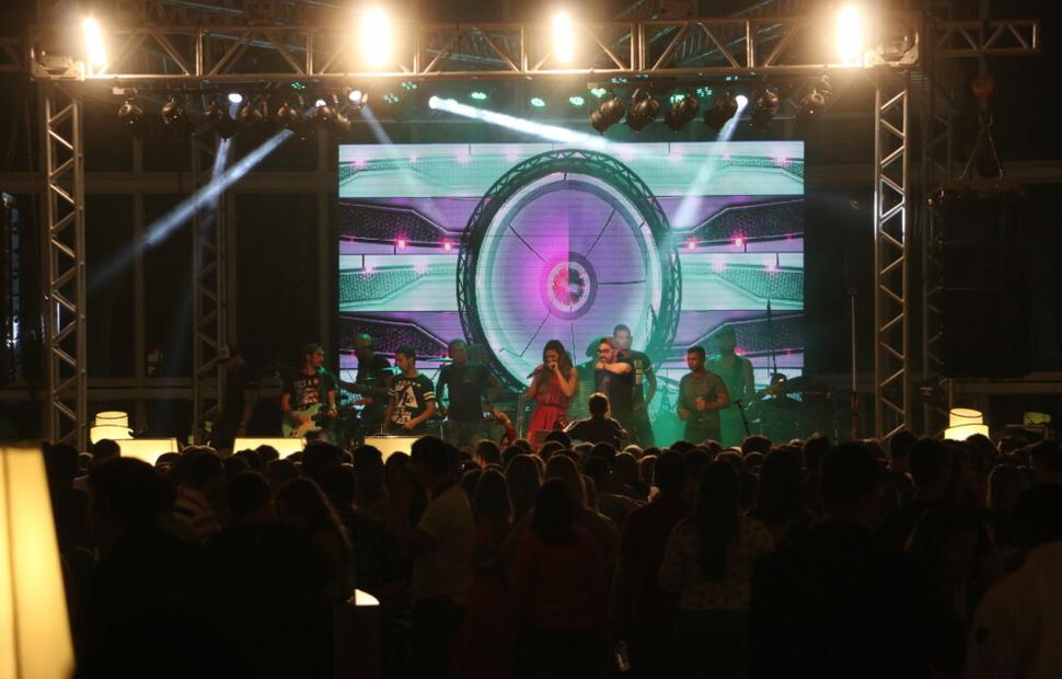 show-gabriel-diniz-gd-parque-shoppinh-maceio-2015 (335)