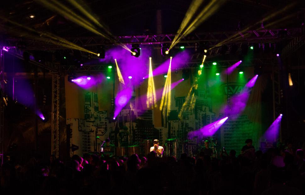 Arraiá-do-cafe-de-la-musique-maceio-cannibal-banda-eva-200-16 (102)