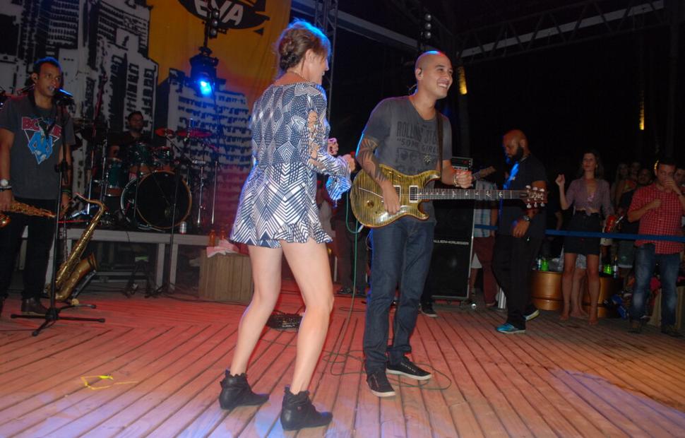 Arraiá-do-cafe-de-la-musique-maceio-cannibal-banda-eva-200-16 (205)