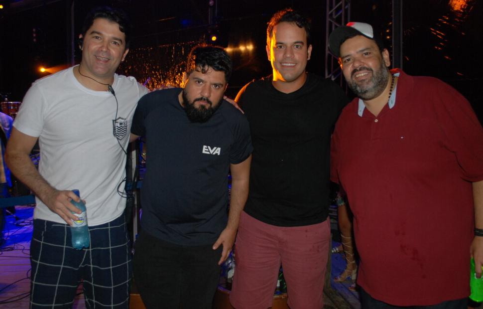 Arraiá-do-cafe-de-la-musique-maceio-cannibal-banda-eva-200-16 (3)